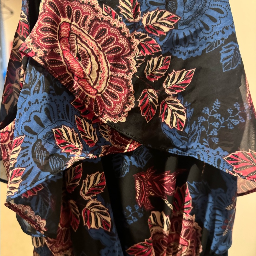 Dress - Picture 5 of 5